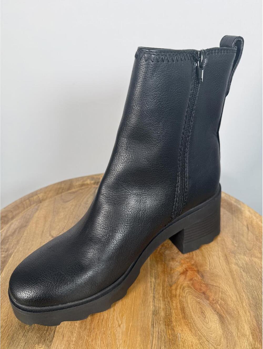 NWB ZODIAC Teresa-Chels Black Ankle Boots Women’s 9.5 - Picture 7 of 9